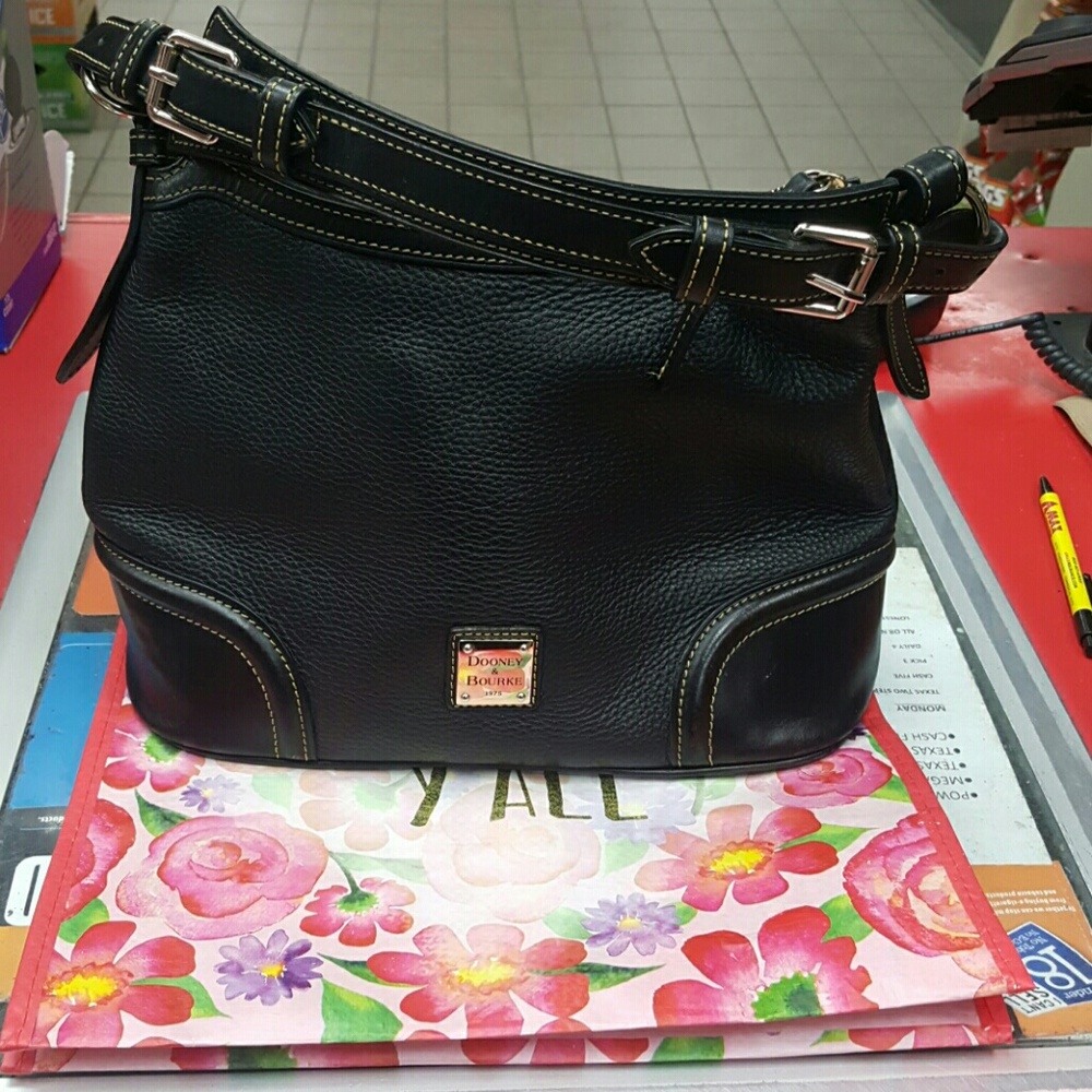 Dooney & Bourke